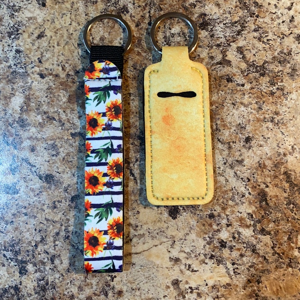 Two piece keychain set